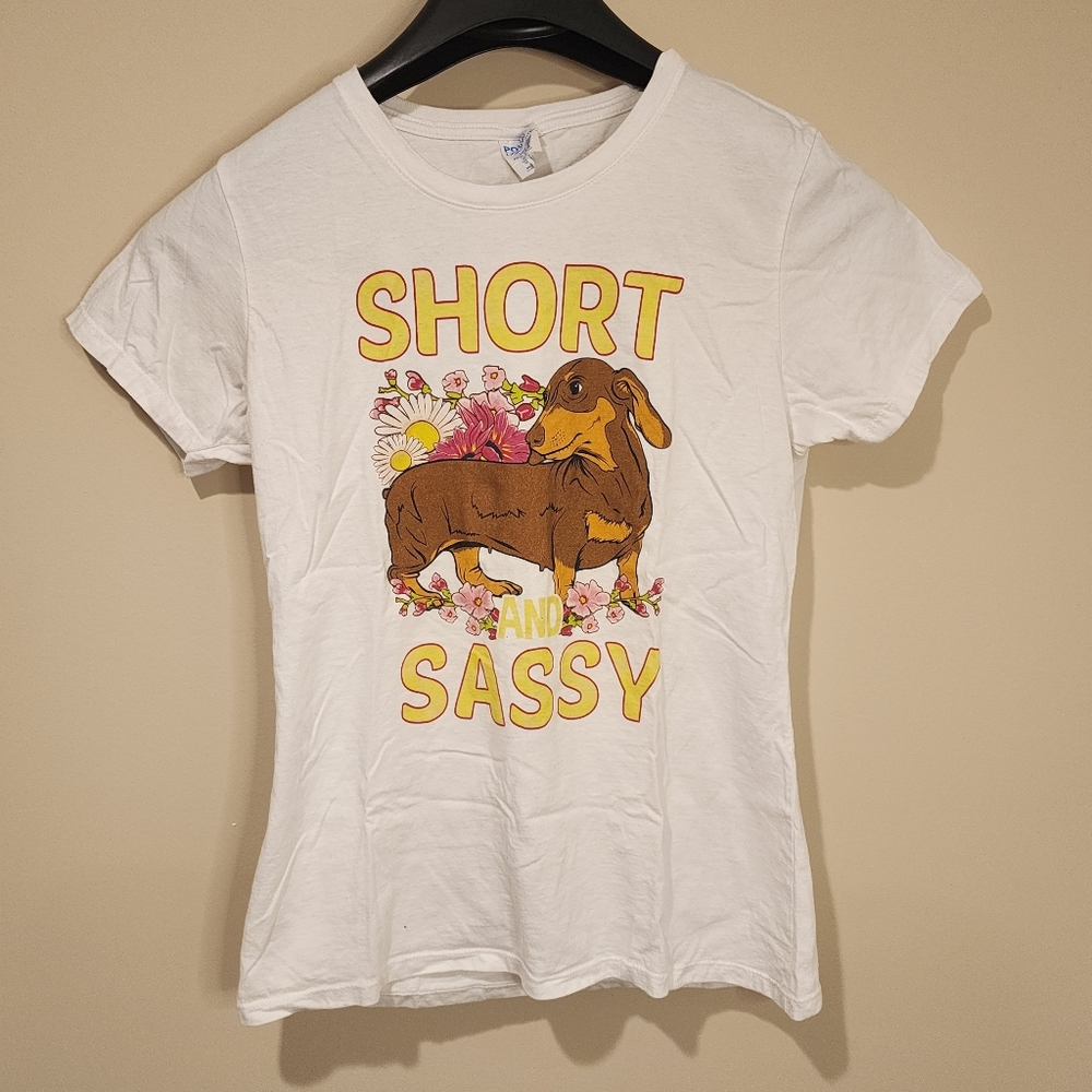 White weiner dog dachshund Short and Sassy tee M